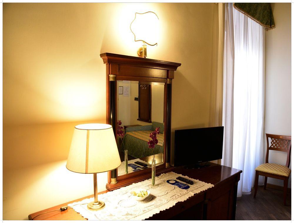 Palazzo Donarelli Apartment Roma Ngoại thất bức ảnh